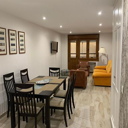 El Hogar De Belela Apartment Овиедо Екстериор снимка